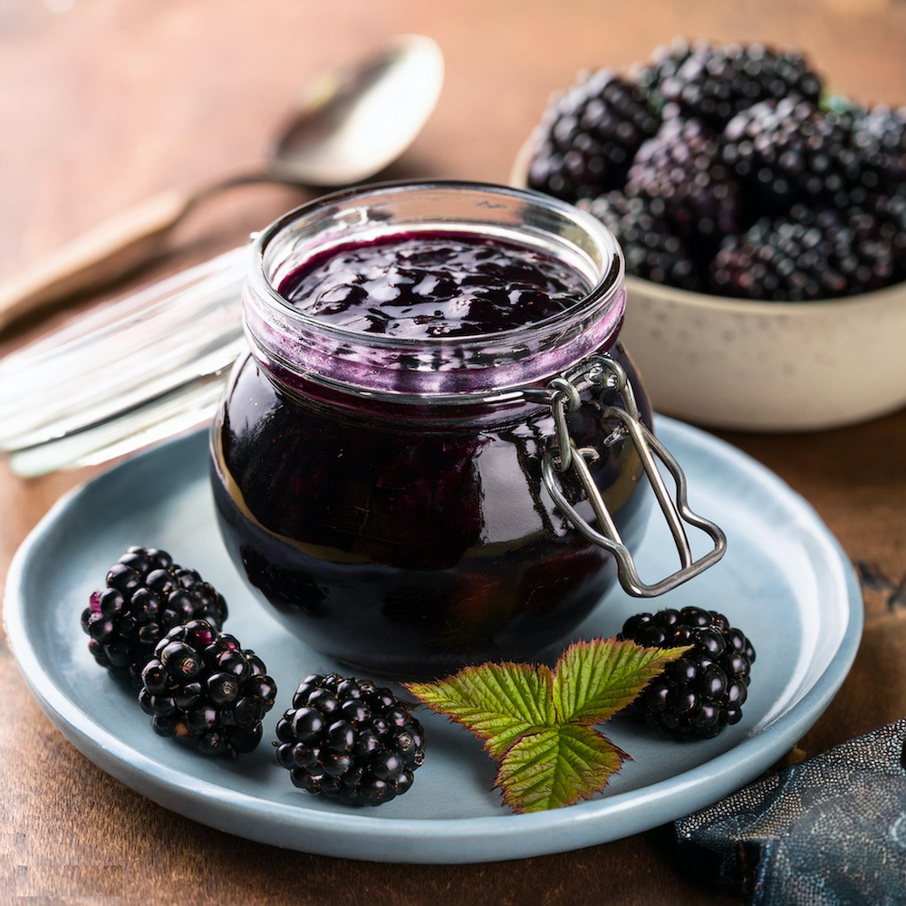 Homemade Ball Blackberry Jam Recipe_RECIPEPLATTER