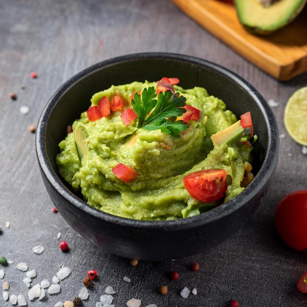 3 Ingredient Guacamole Recipe-RECIPEPLATTER